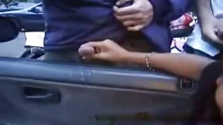 Կեղծավոր թխահեր միլֆ Սելին Նուարեն գայթակղում է երիտասարդ տղային